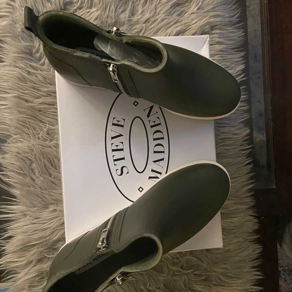 Steve Madden Olive Wedge Rain Bootie